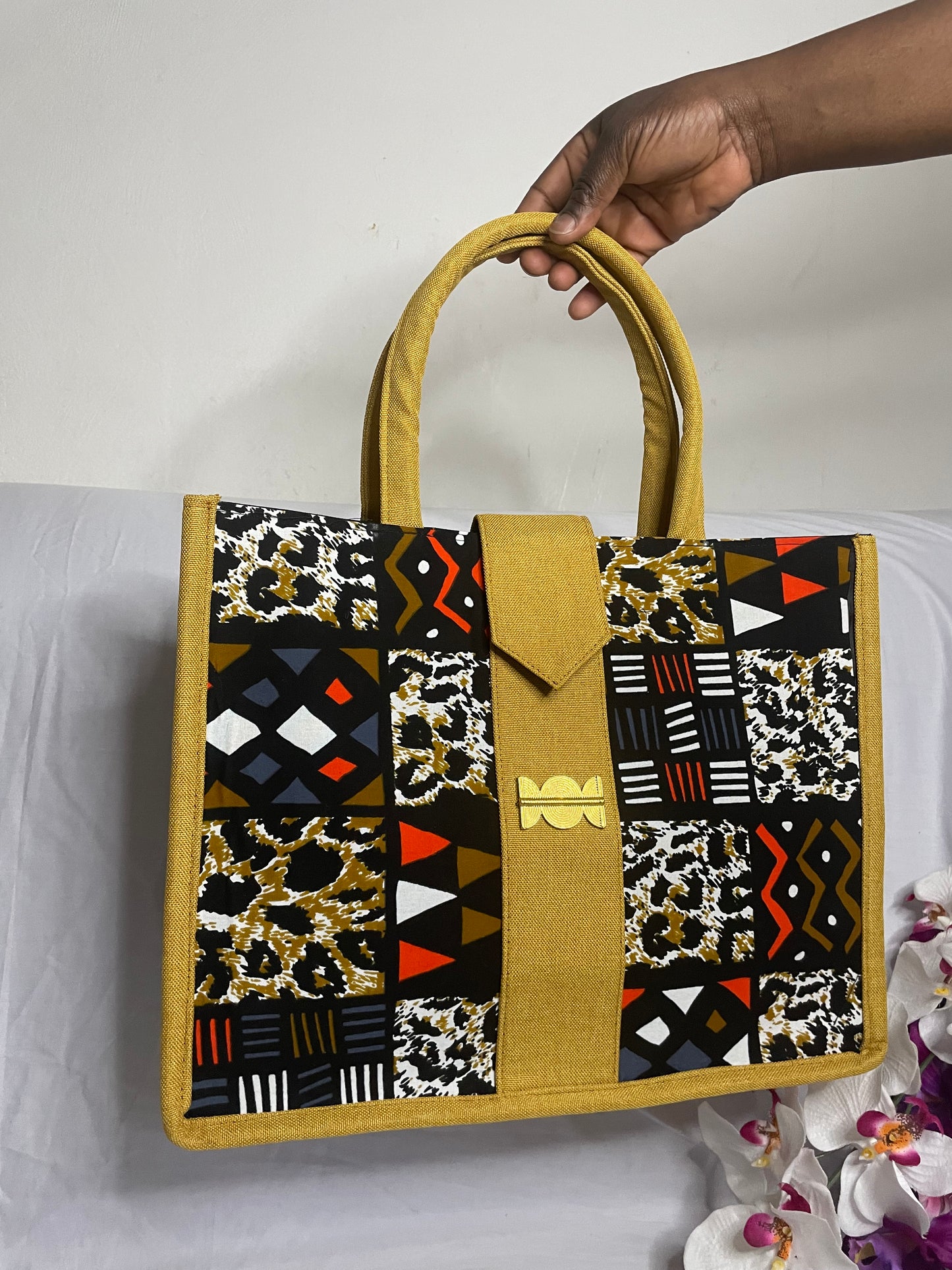 Lady Boss AKAN