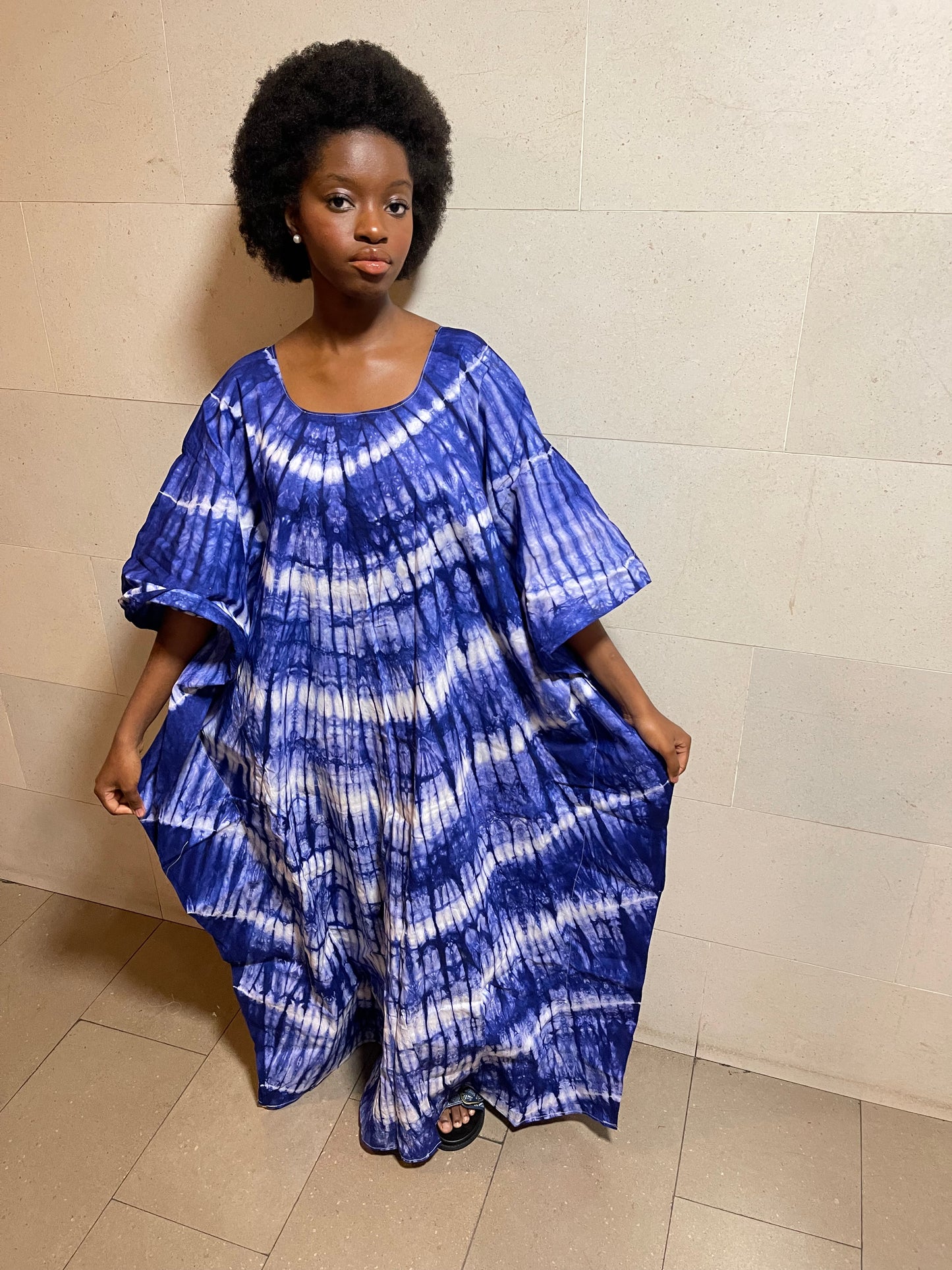 Boubou makeba bleu