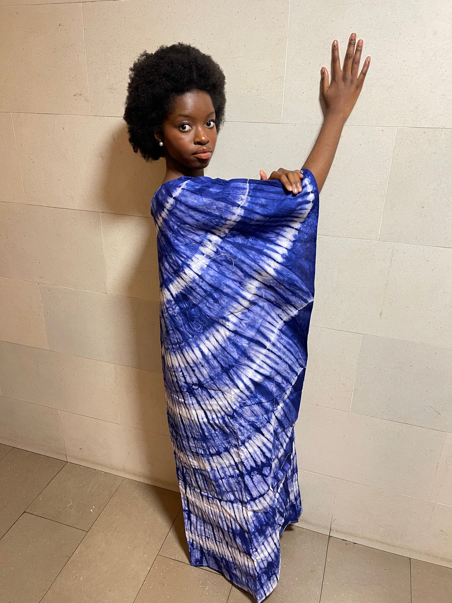 Boubou makeba bleu