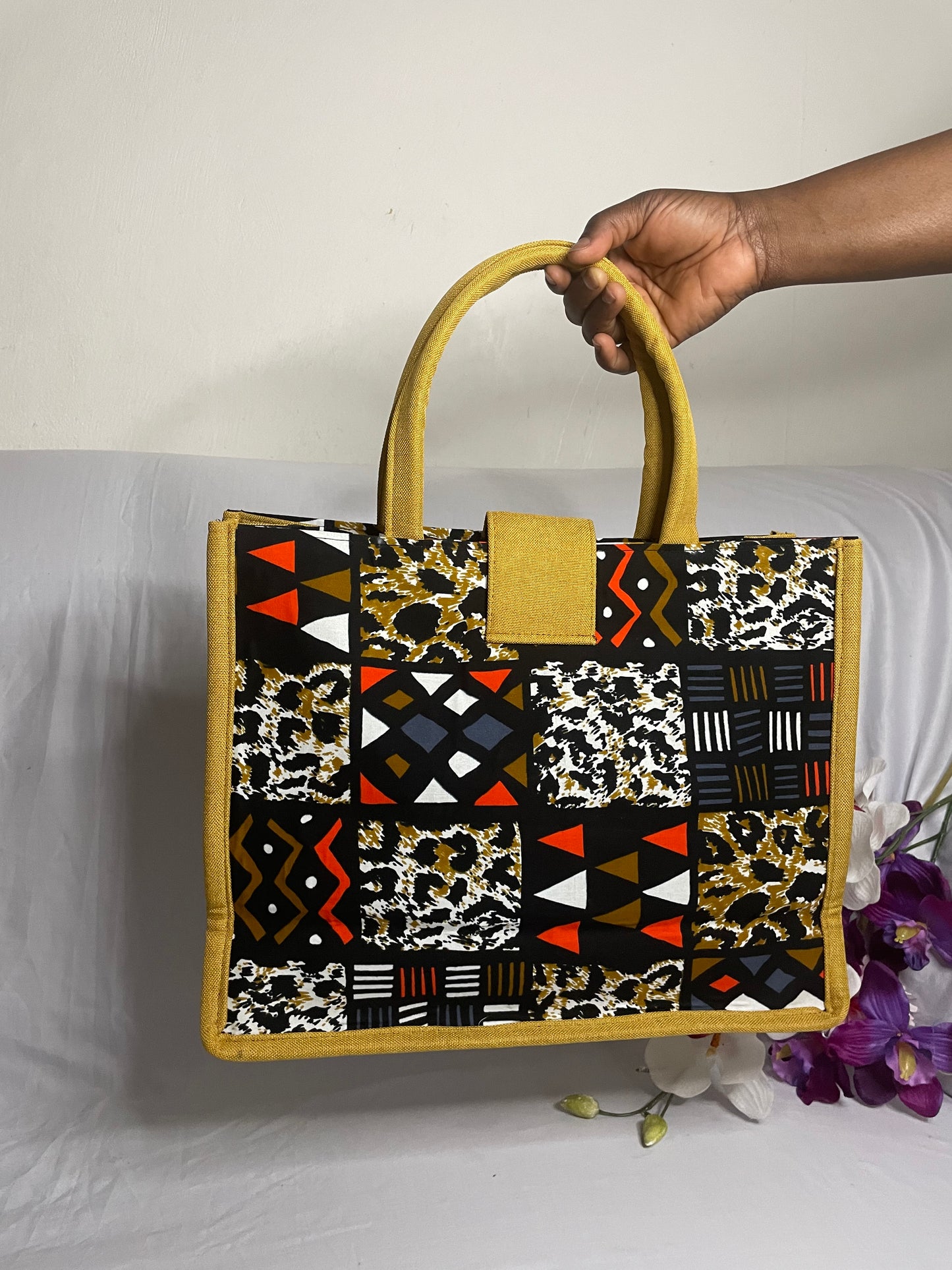 Lady Boss AKAN
