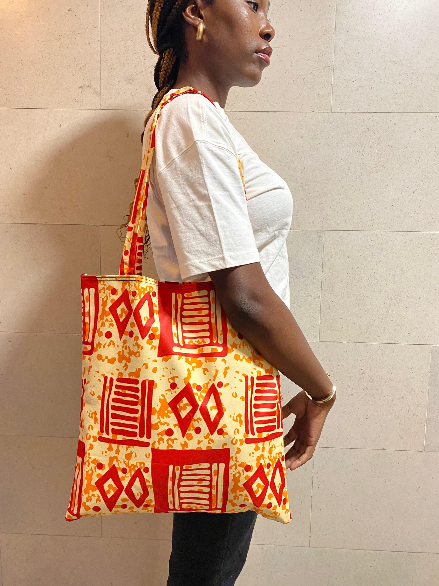 Tote bag