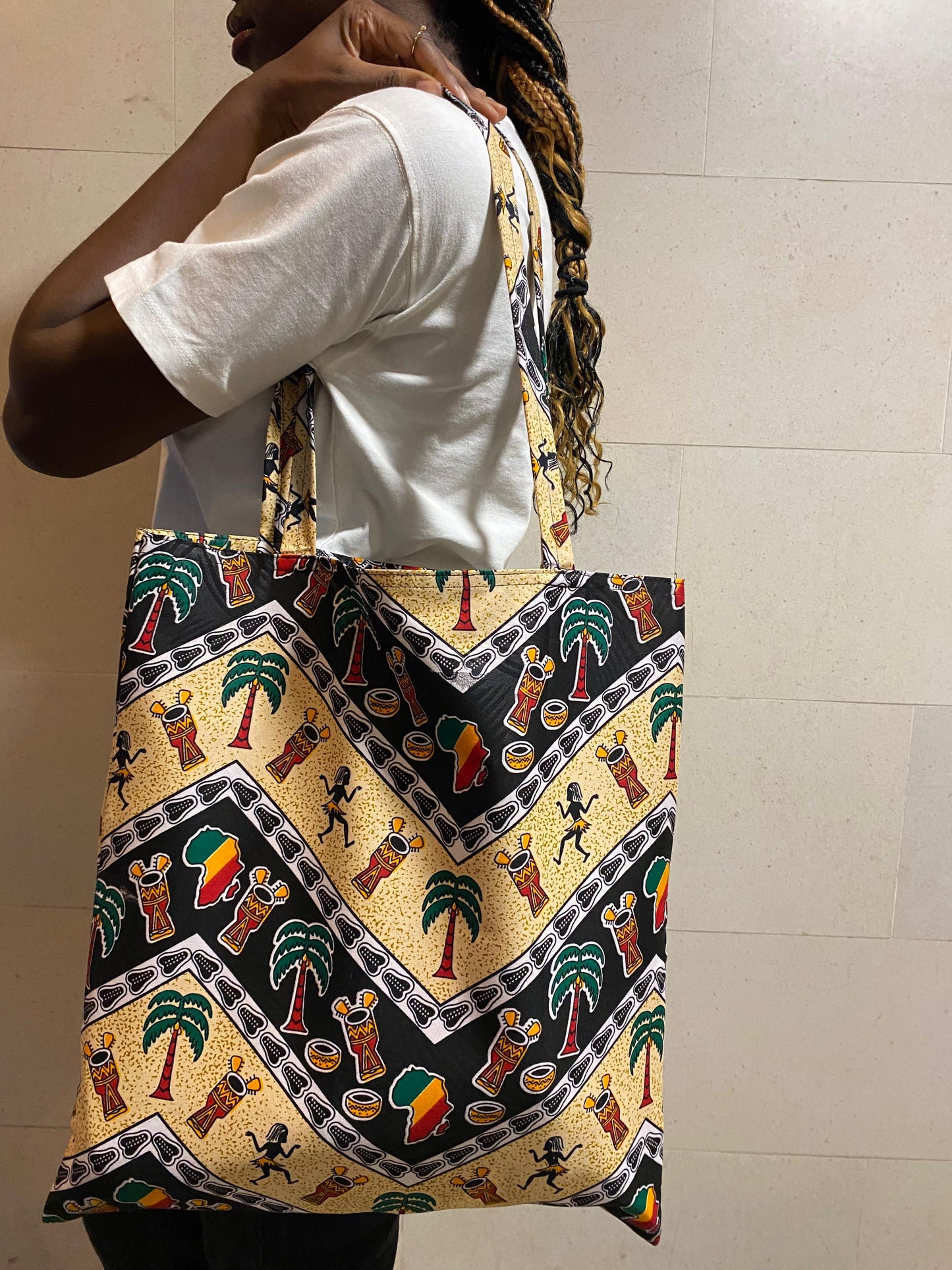 Tote bag